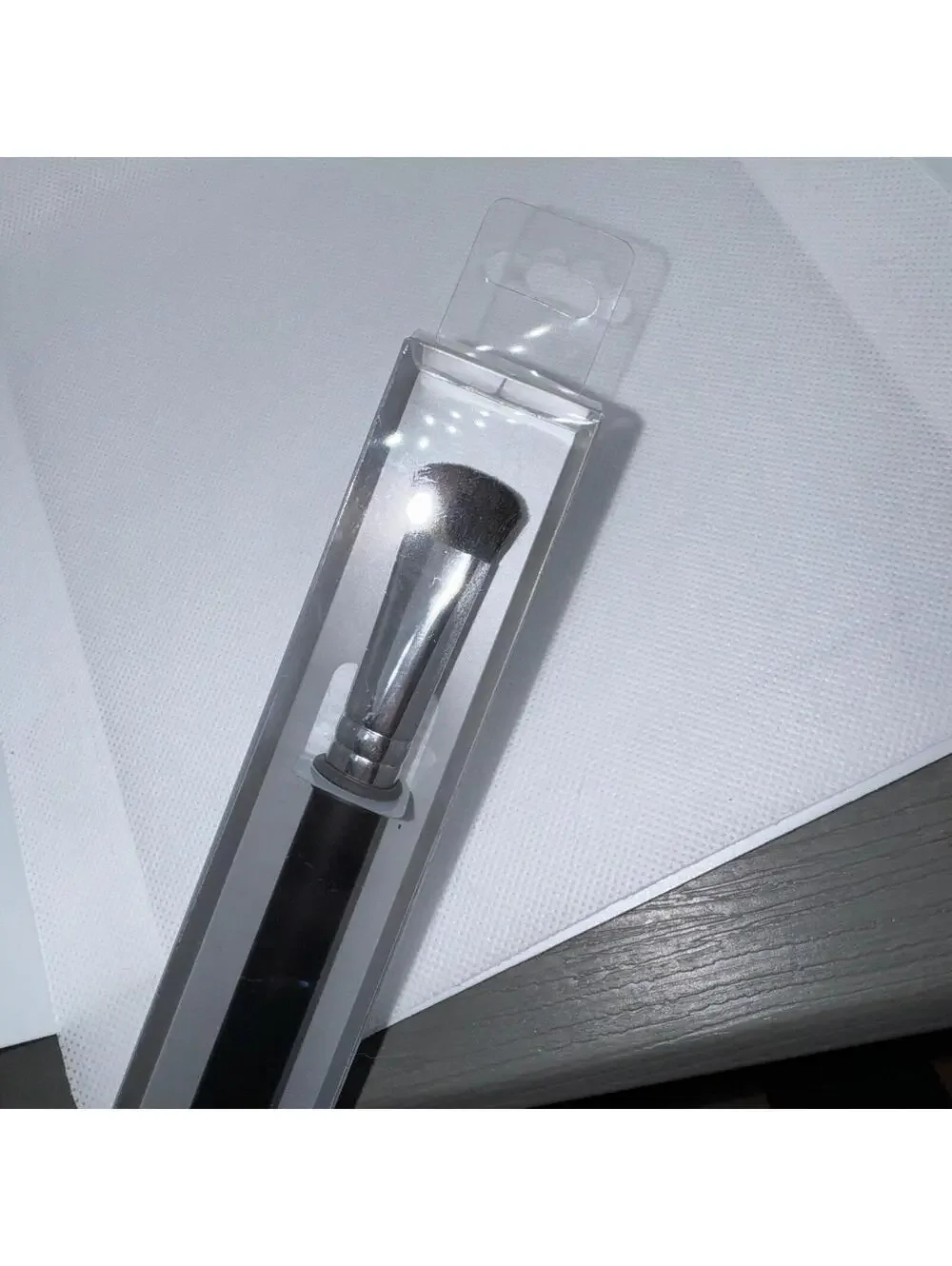 New Japonesque All Over Eye Shadow Brush